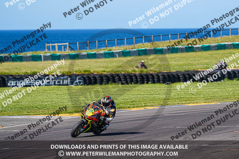 anglesey no limits trackday;anglesey photographs;anglesey trackday photographs;enduro digital images;event digital images;eventdigitalimages;no limits trackdays;peter wileman photography;racing digital images;trac mon;trackday digital images;trackday photos;ty croes